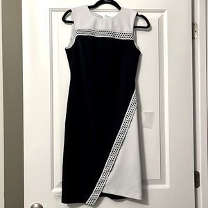 Sleeveless dress